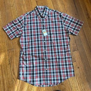 Van Huesen Men’s Short Sleeve Dress Shirt (Small)